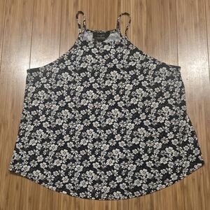 NWOT Flower & Feather Floral Sleeveless Top
